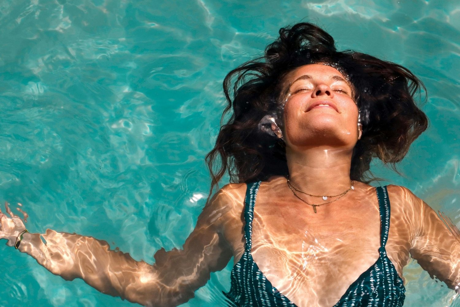 Бассейны для дачи  — каркасные и надувные модели для комфортного отдыха